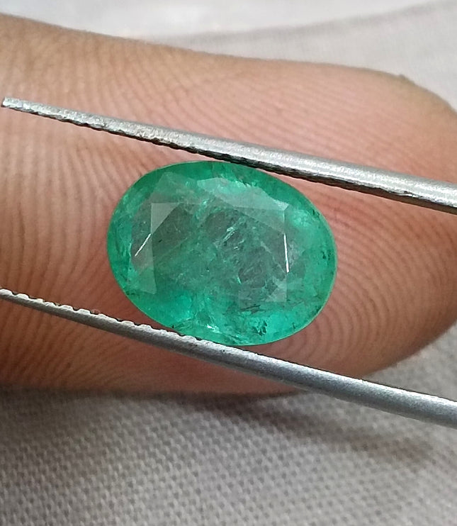 SALE! Natural Emerald 2.76ct Certified Oval Cut Medium Light Green Loose Gemstone