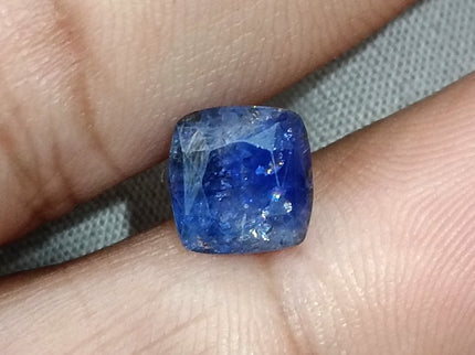 3.44ct Certified  Blue Ceylon Sapphire, Natural Only Heat Earth Mined Gemstone.