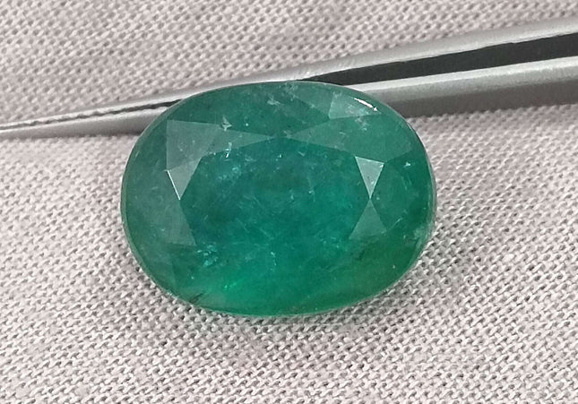 10.50ct Zambian Emerald, Deep Forest Green Oval Cut Natural Loose Gemstone.