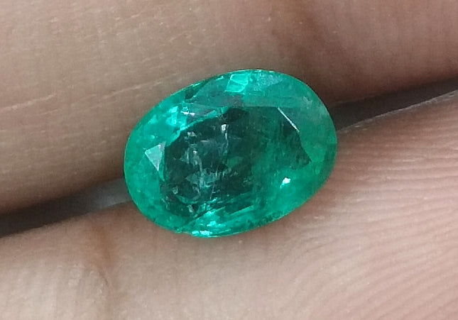 GSI Certified 1.26ct Medium Bright Green Natural Zambian Emerald Minor Oiled Loose Gemstone