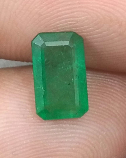 1.66 GSI Certified Vivid Deep Green Swat Emerald Minor Oiled Loose Gemstone