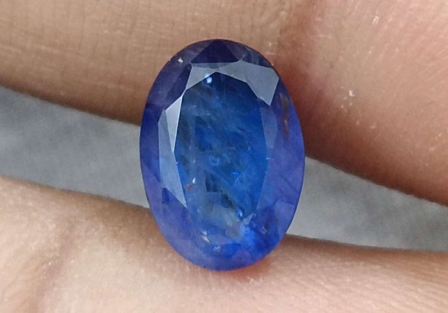 4.01ct Royal blue sapphire Sri Lanka origin natural only heated loose gemstone