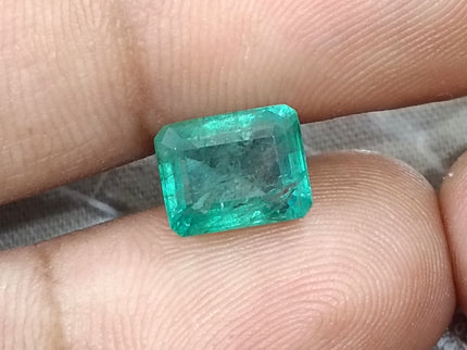 2.93ct Natural Emerald Medium Green Octagon Cut Loose Gemstone