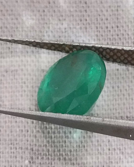 GSI certified 2.47ct Medium Pure Green Natural Zambian Emerald Minor Oiled Loose Gemstone