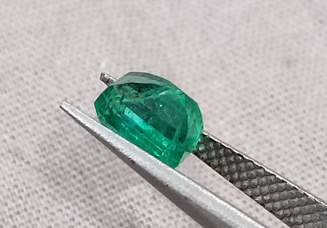 GSI Certified 1.29ct Medium Deep Green Zambian Emerald Minor Clarity Enhanced Loose Gemstone