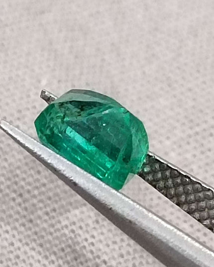 GSI Certified 1.29ct Medium Deep Green Zambian Emerald Minor Clarity Enhanced Loose Gemstone