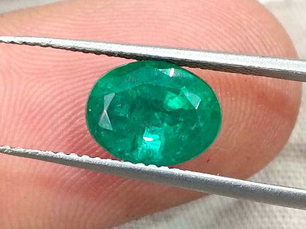 2.31ct Natural Emerald Deep Glass Green Zambia Minor oil SGL Certified Gemstone