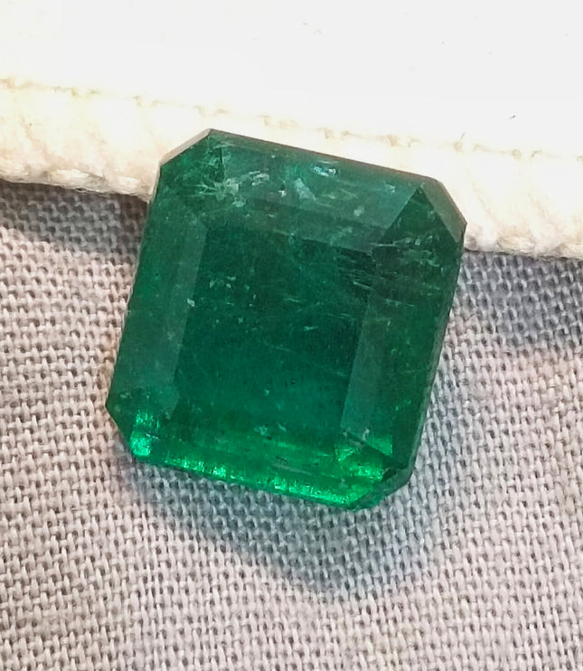 7.62ct Deep Vivid Green Zambian Emerald, Natural Gemstone