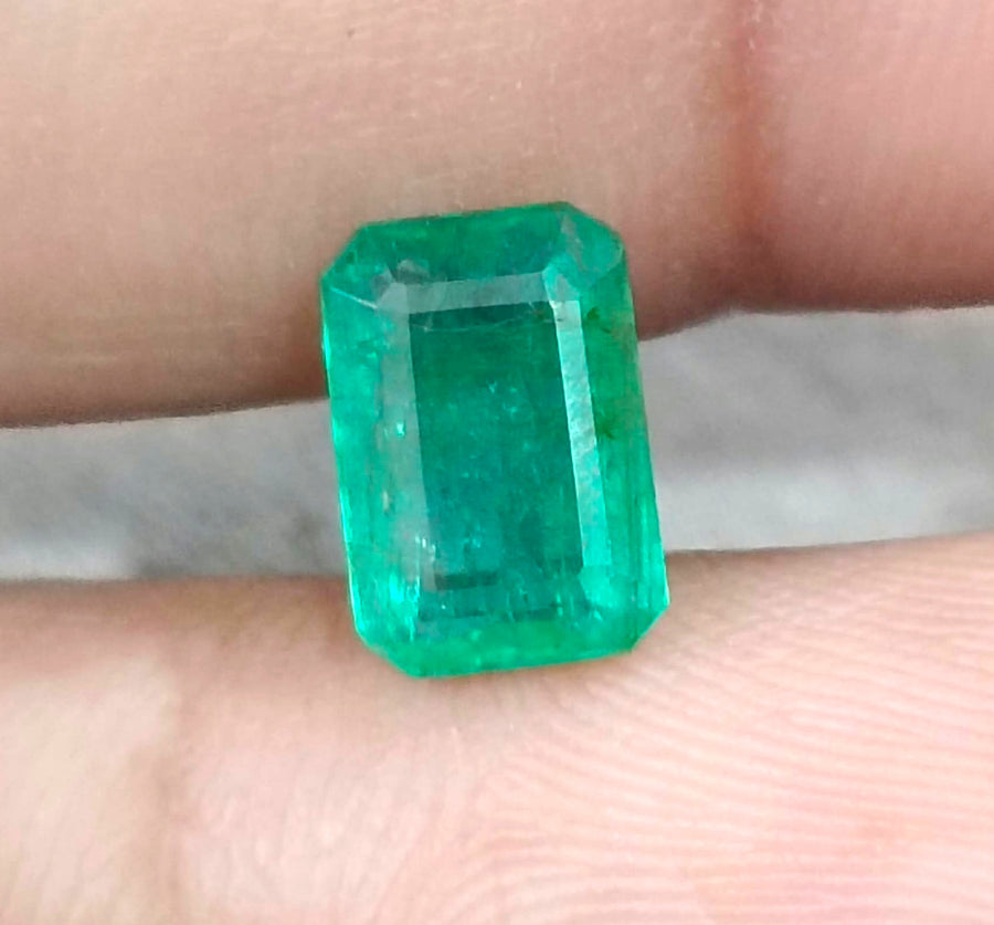 1.97ct Medium Green Emerald Natural Zambia Gemstone