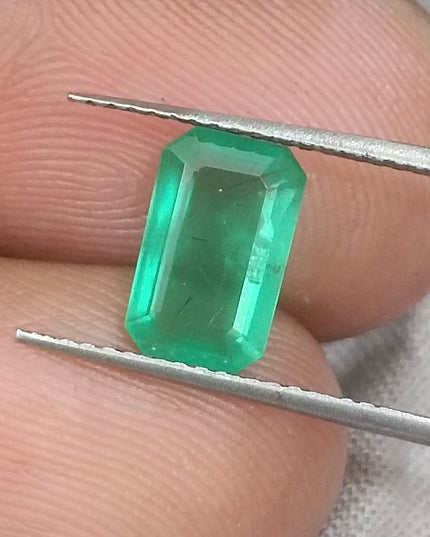 GSI Certified 1.52ct Medium Light Green Natural Zambian Emerald Minor Oiled Loose Gemstone