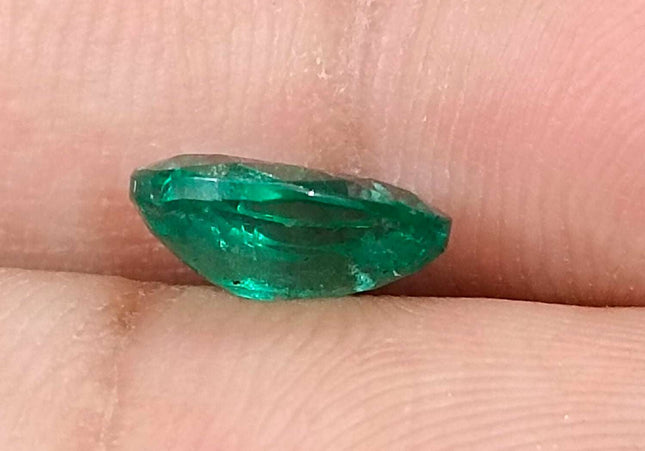 GSI Certified 1.57ct Deep Green Zambian Emerald Minor Oiled Loose Gemstone
