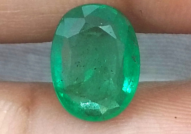 GSI USA Certified Medium Vivid Green Natural Zambian Emerald Minor Oiled Loose Gemstone