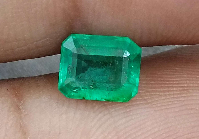 GSI Certified 1.31ct Parrot Green Natural Zambian Emerald Minor Oiled Loose Gemstone