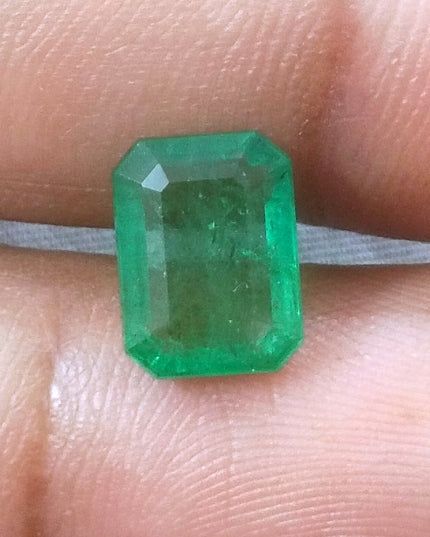 2.76ct GSI Certified Medium Green Zambian Emerald Minor Oiled Loose Gemstone