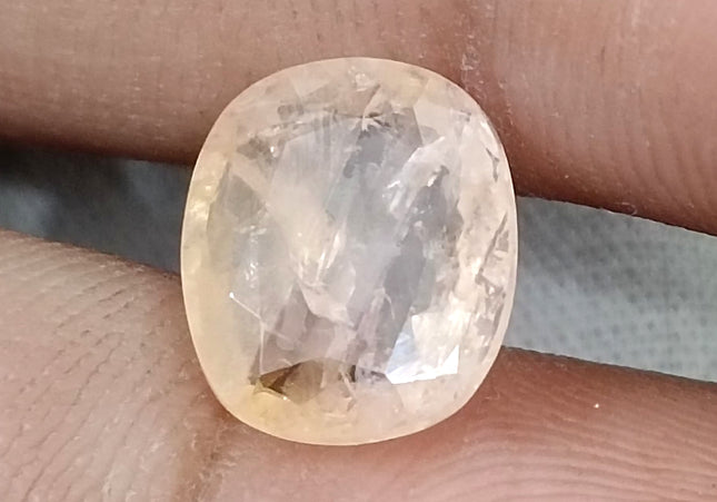Certified 4.63ct Natural untreated Padparadscha Sapphire