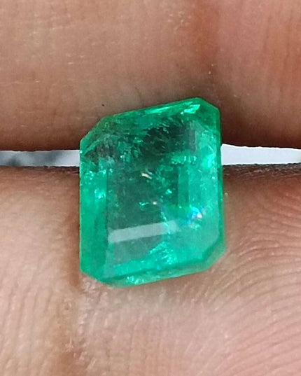 GSI Certified 1.76ct Medium Light Green Zambian Emerald Minor Oiled Loose Gemstone