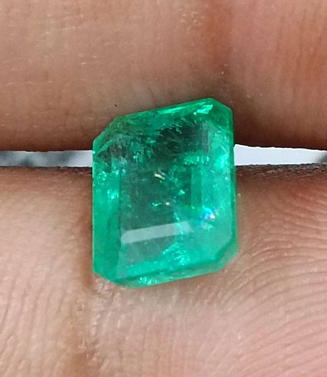 GSI Certified 1.76ct Natural Zambian Emerald Stone