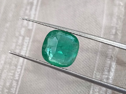 Emerald Natural 1.95ct Zambia Minor Oiled SGL Certified Cushion Cut Loose Gemstone