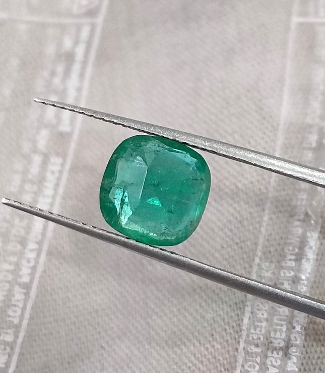 Emerald Natural 1.95ct Zambia Minor Oiled SGL Certified Cushion Cut Loose Gemstone