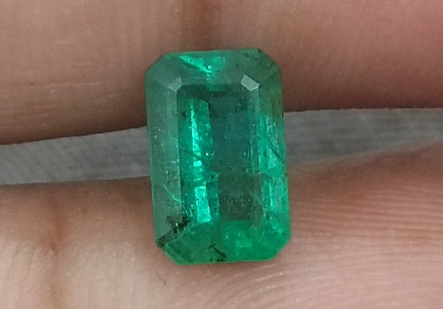 GSI Certified 1.84ct Deep Green Natural Zambian Emerald Minor Oiled Loose Gemstone