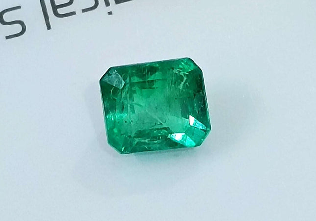 GSI Certified 1.06ct Medium Intense Green Zambian Emerald Minor Oiled Loose Gemstone