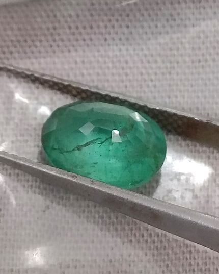 GSI certified 2.47ct Medium Pure Green Natural Zambian Emerald Minor Oiled Loose Gemstone