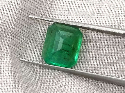 Certified 2.09ct Zambian Natural Emerald.