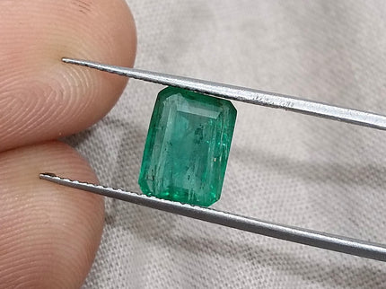 Natural Emerald 2.08ct Medium Green Zambian SGL Certified Octagon Cut Minor Oiled Loose Gemstone