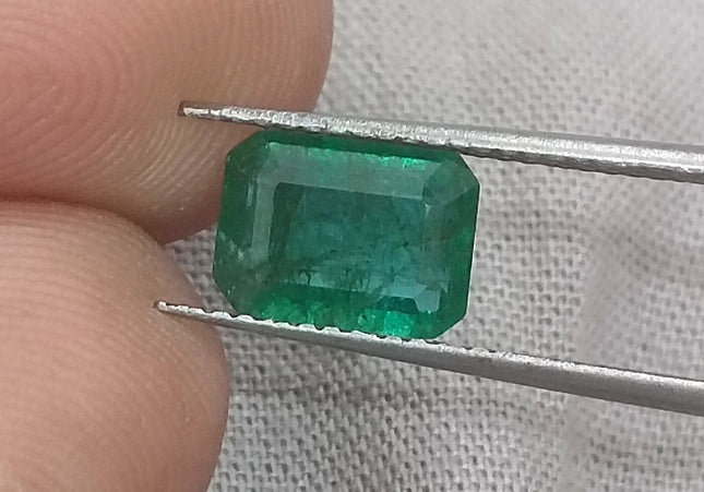 GSI Certified 1.51ct Deep Golden Green Natural Zambian Emerald Minor Oiled Loose Gemstone