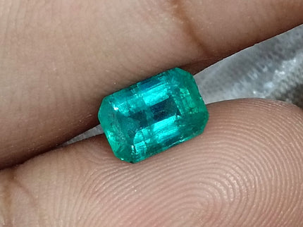 Natural Zambian Emerald 1.40ct SGL Certified Medium Bluish Green Octagon Cut Minor Oil Loose Gemstone