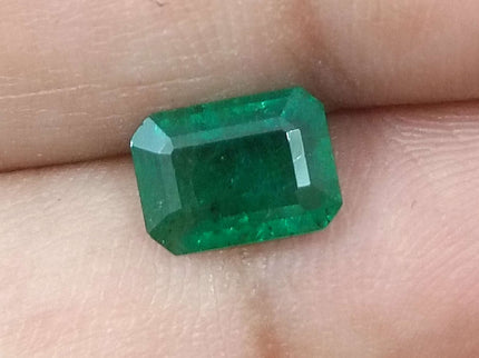 Certified 1.51ct Natural Zambian Emerald, Deep Green.