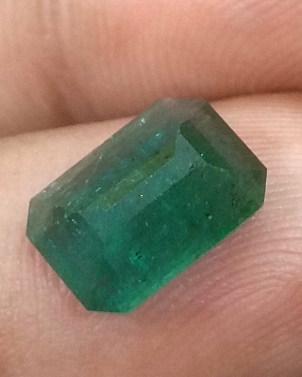 GSI Certified Dark Green Zambian Emerald Minor Oiled Loose Gemstone