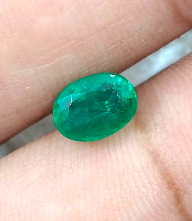 1.98ct Medium Vivid Green Natural Emerald Zambia Oval Cut Loose Gemstone