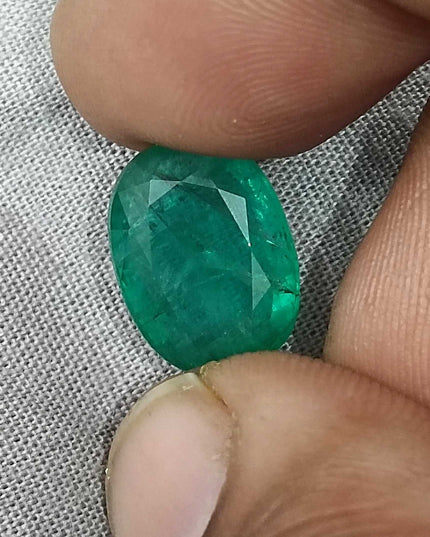 Big 7.48ct Panjshir Emerald, Medium Spring Green Oval Cut Natural Minor Oiled Loose Gemstone