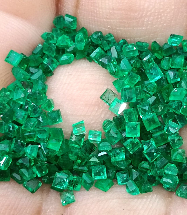 Emerald Lot Calibrated 16.20ct Medium Deep Vivid Green Princess Cut mm sizes Loose Gemstones