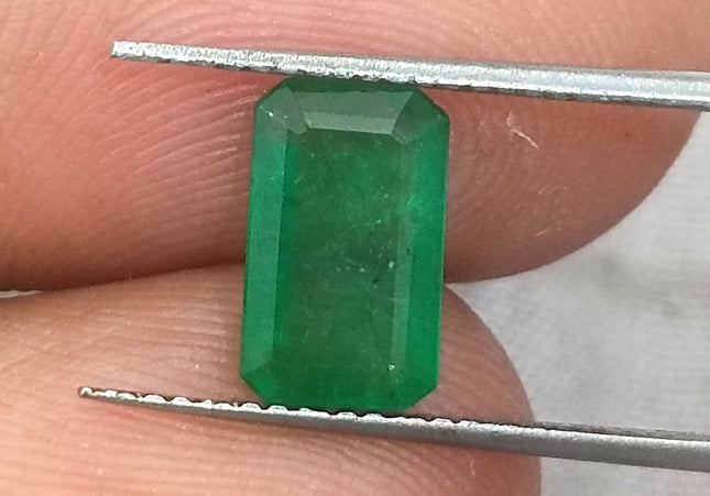 1.66 GSI Certified Vivid Deep Green Swat Emerald Minor Oiled Loose Gemstone
