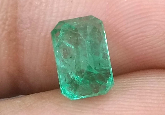 1.81ct GSI Certified Medium Deep Golden Green Zambian Emerald Minor Oiled Loose Gemstone