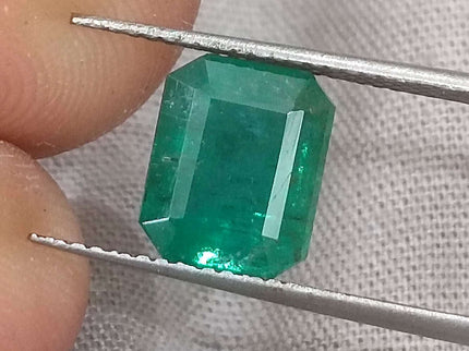 Certified 2.86ct Natural Zambian Emerald, Deep Forest Green Gemstone.