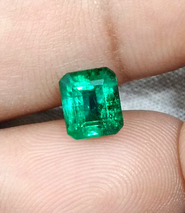 1.85ct Natural Emerald Exceptional Top Green Octagon Cut Zambian Loose Gemstone