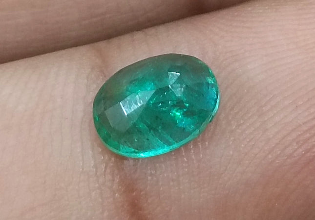GSI Certified 1.26ct Medium Bright Green Natural Zambian Emerald Minor Oiled Loose Gemstone