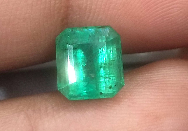 GSI Certified Medium Sea Green Zambian Emerald Minor Oiled Loose Gemstone