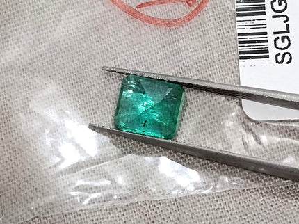 1.41ct Zambian Emerald Natural SGL Certified Medium Green Minor Oiled Loose Gemstone