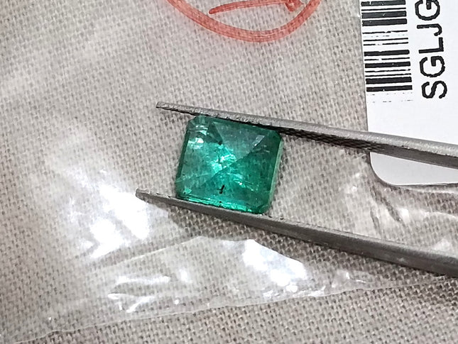 1.41ct Zambian Emerald Natural SGL Certified Medium Green Minor Oiled Loose Gemstone