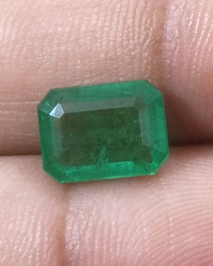 2.76ct GSI Certified Medium Green Zambian Emerald Minor Oiled Loose Gemstone