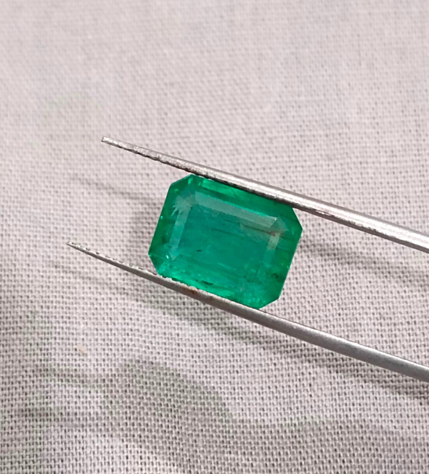 4.81ct Certified Zambian Emerald, 100% Natural Gem