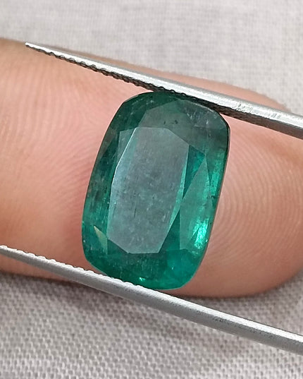 7.34ct Natural Zambian Emerald, Deep Green Cushion Cut Minor oiled Loose Gemstone.