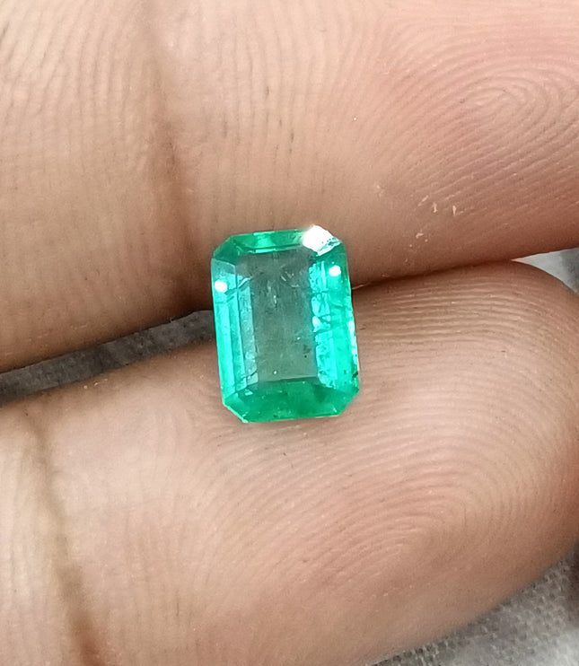 1.47ct Emerald Natural Pastel Green Octagon Cut Minor Oiled Loose Gemstone