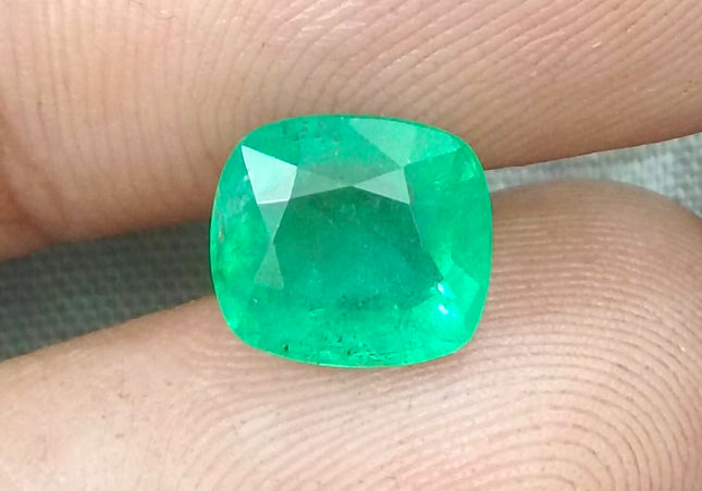 GSI Certified 2.32ct Neon Green Ethiopian Emerald, Natural Gemstone