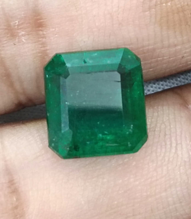 7.62ct Deep Vivid Green Zambian Emerald, Natural Gemstone