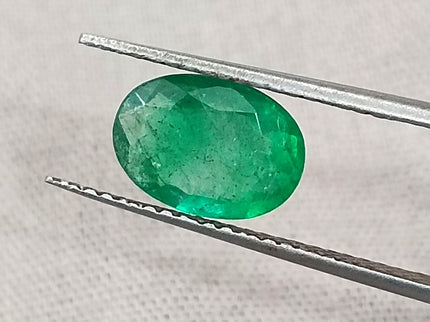 Zambian Emerald 1.38ct Deep Golden Green Oval Cut Loose Gemstone